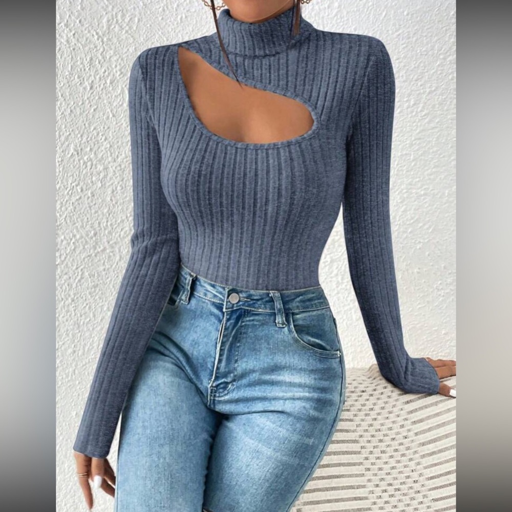 Stylish Blue Ribbed Cutout Top